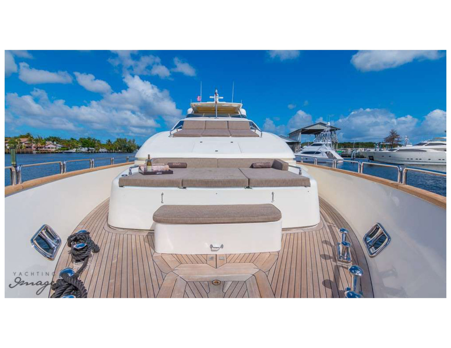 105’ Azimut