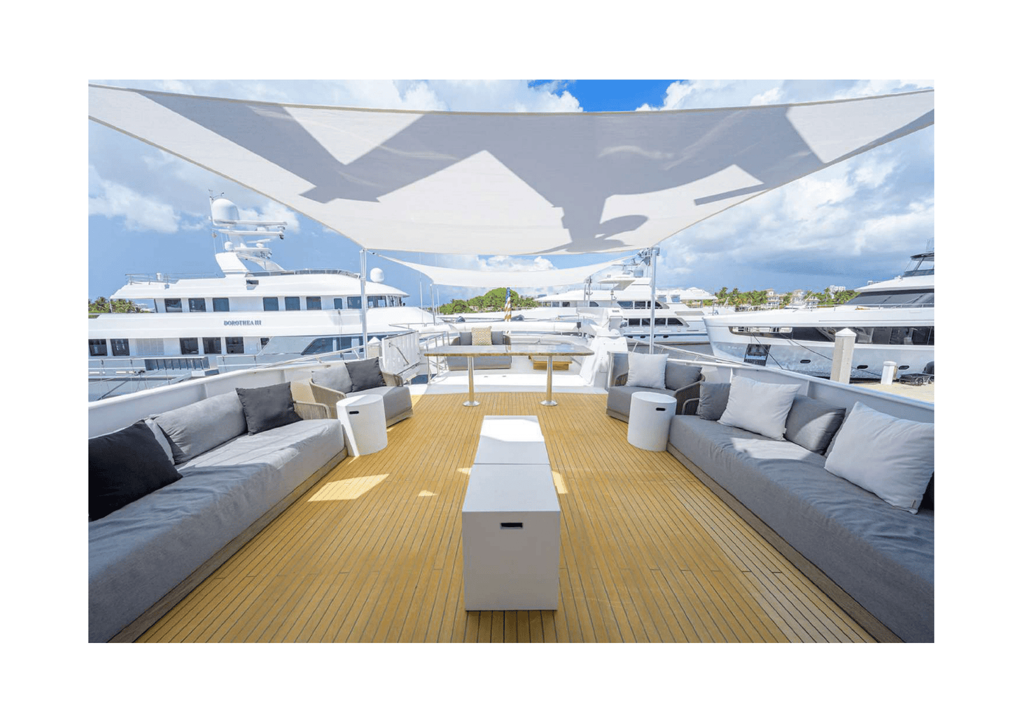 124' Broward - Yachts