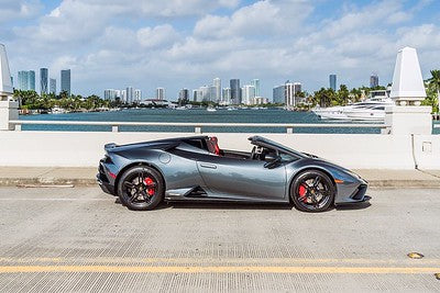 Grey Huracan Spyder Evo