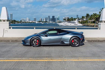 Grey Huracan Spyder Evo