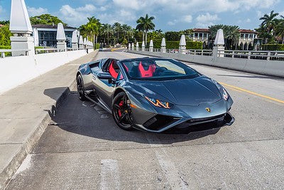 Grey Huracan Spyder Evo