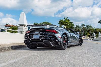 Grey Huracan Spyder Evo