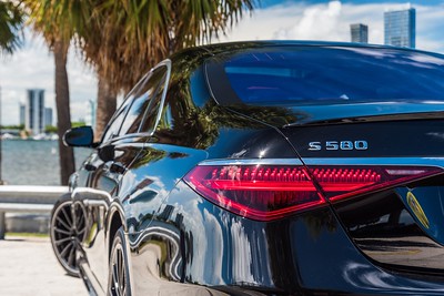 Black on Red Mercedes S580