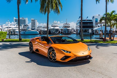 Orange Huracan Spyder Evo