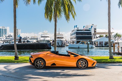 Orange Huracan Spyder Evo