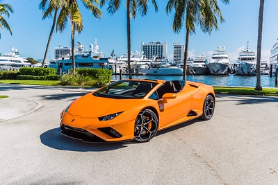 Orange Huracan Spyder Evo