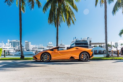 Orange Huracan Spyder Evo