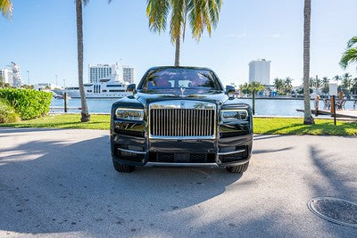 Rolls Royce Cullinan Black on Orange