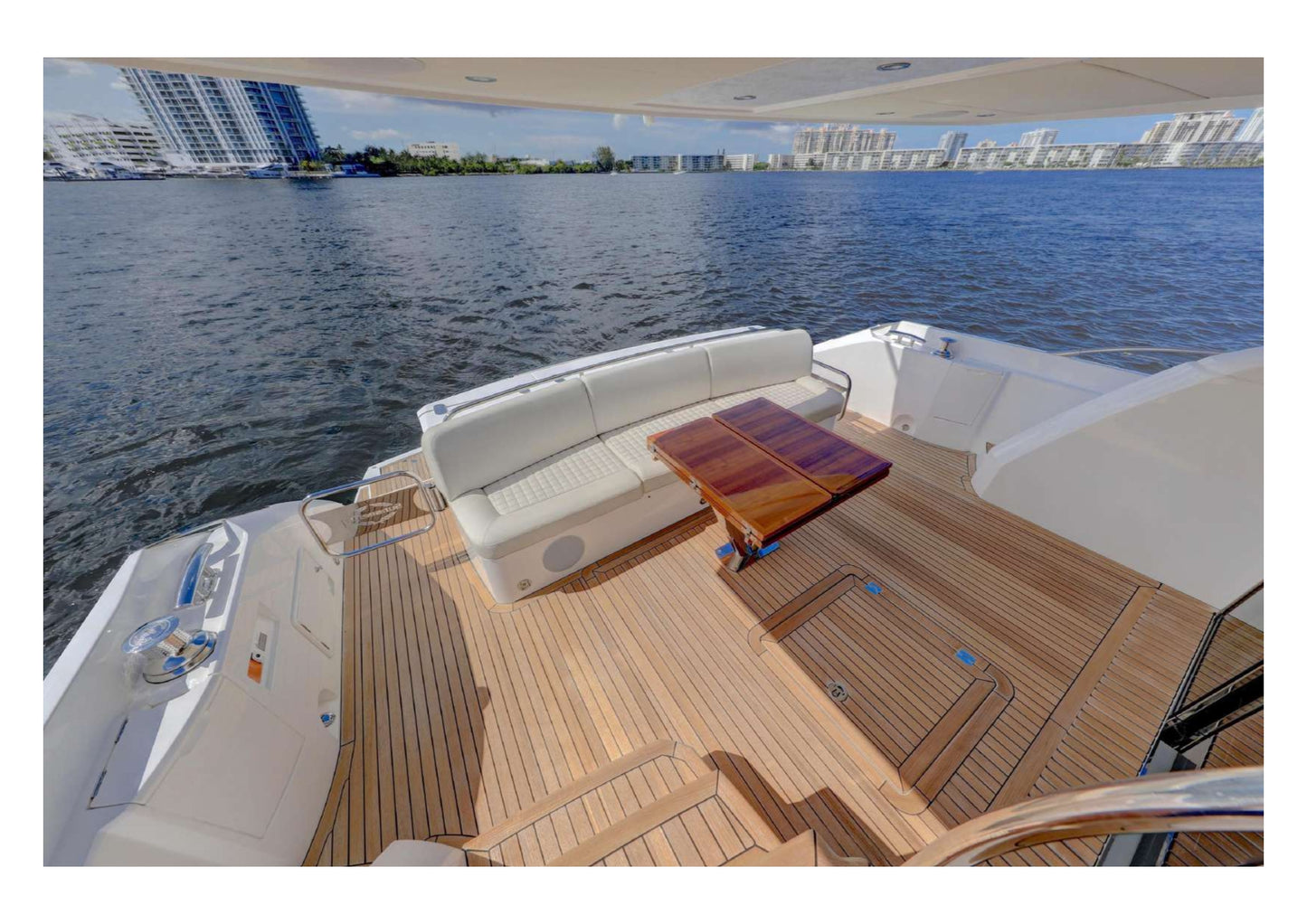 65’ Sunseeker Fly