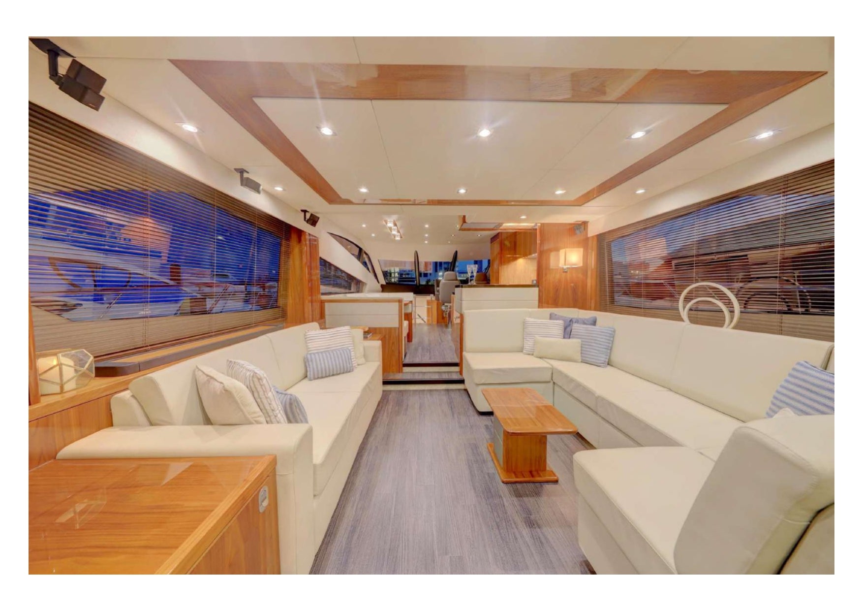 65’ Sunseeker Fly