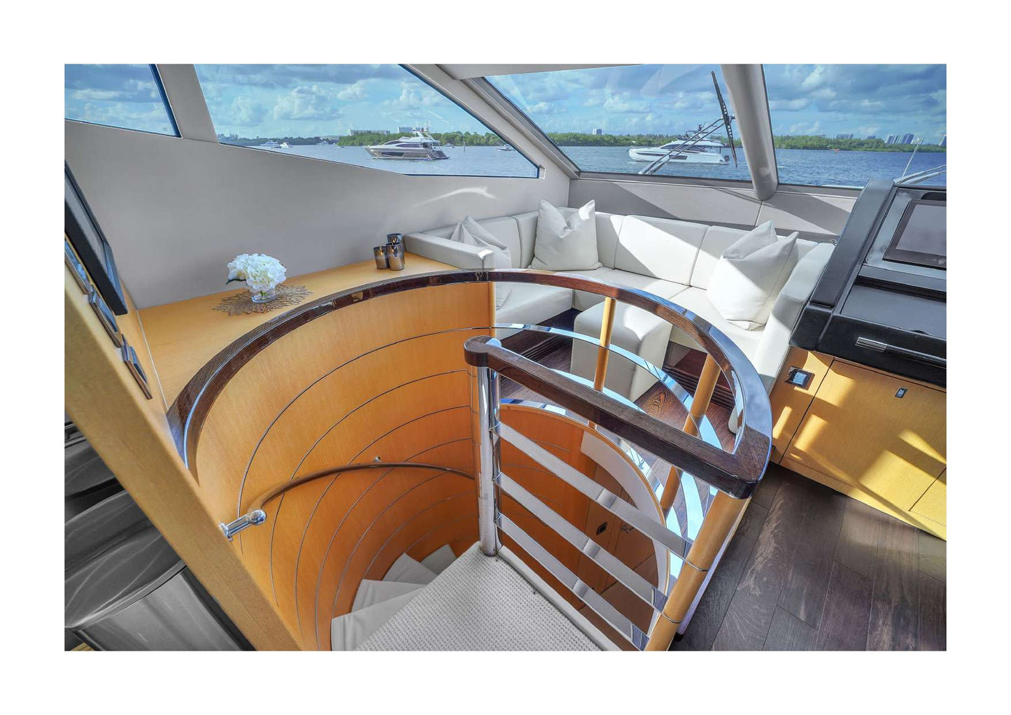 75’ Sunseeker Fly