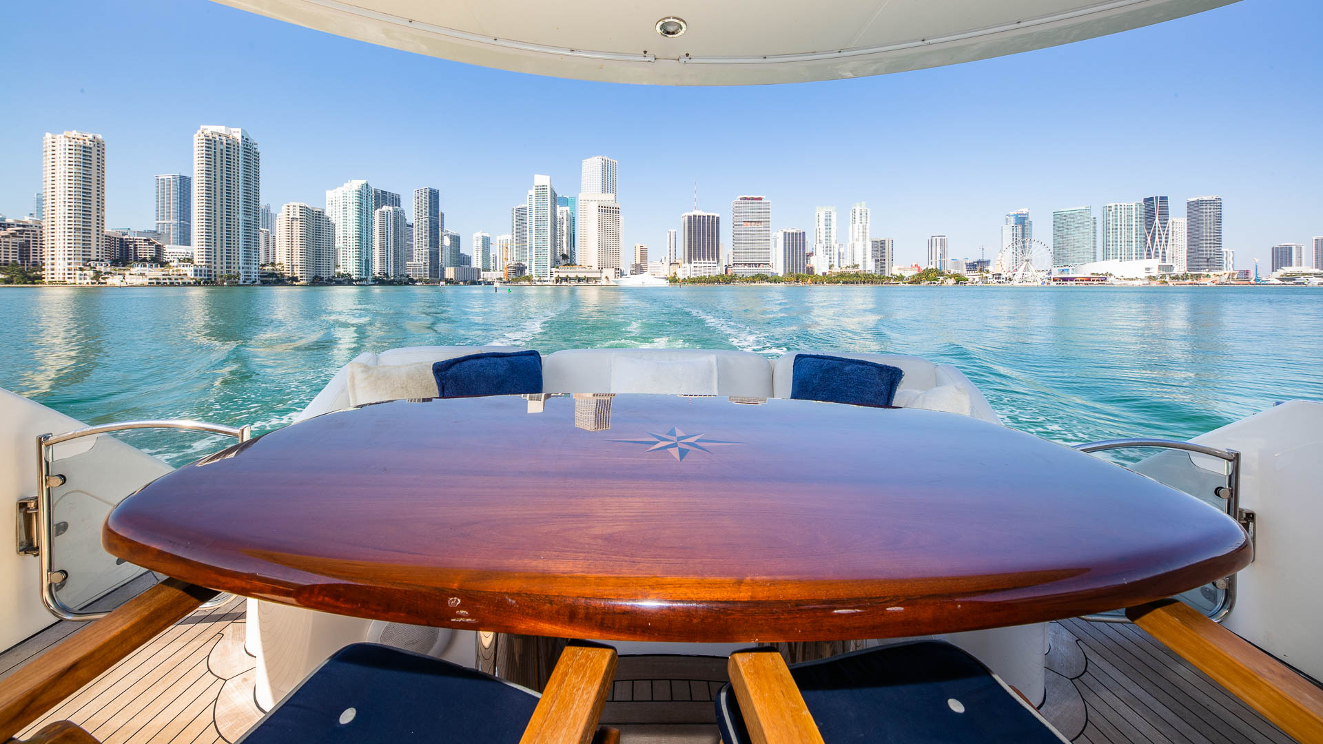 Fairline 64