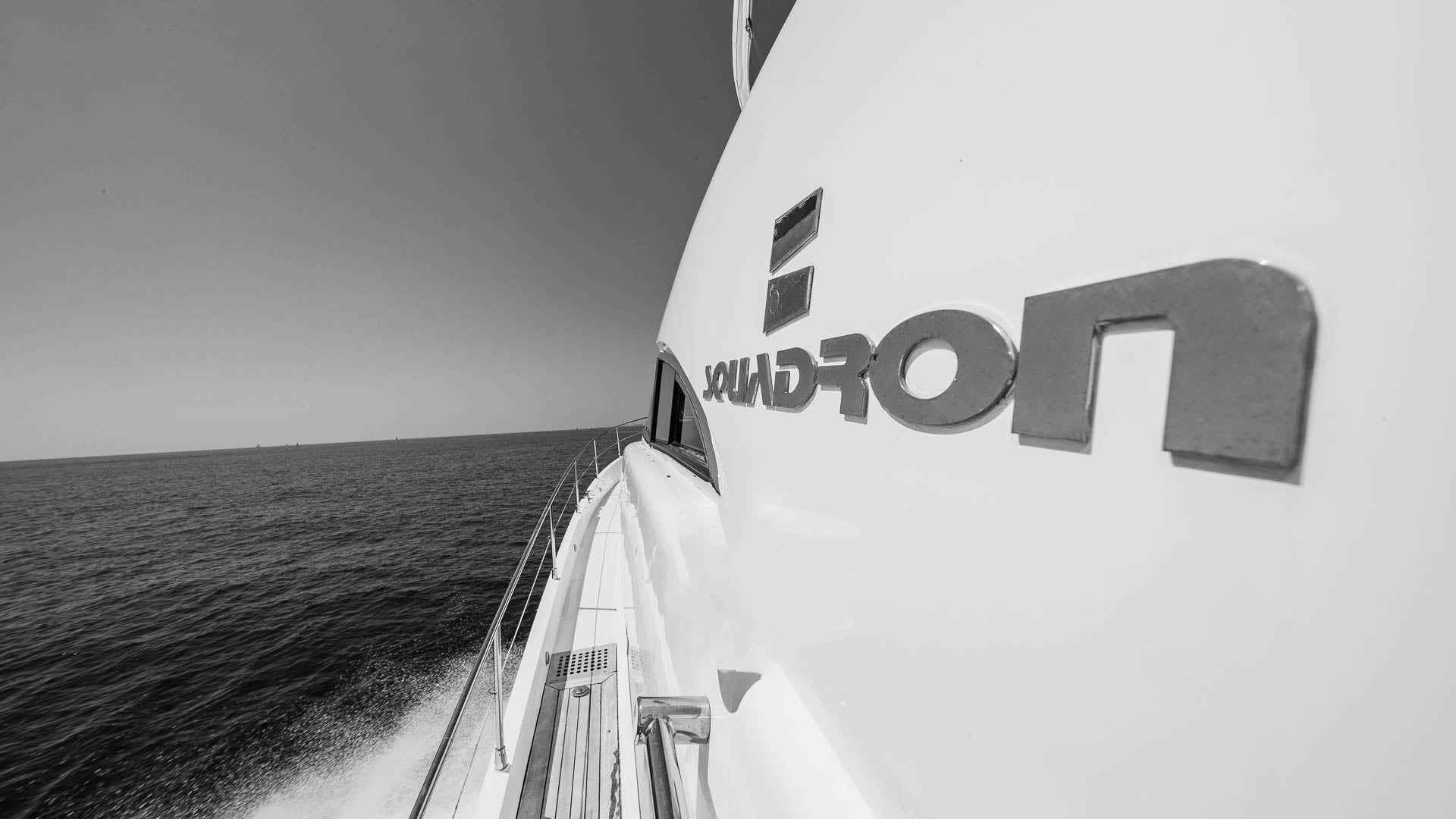Fairline 64