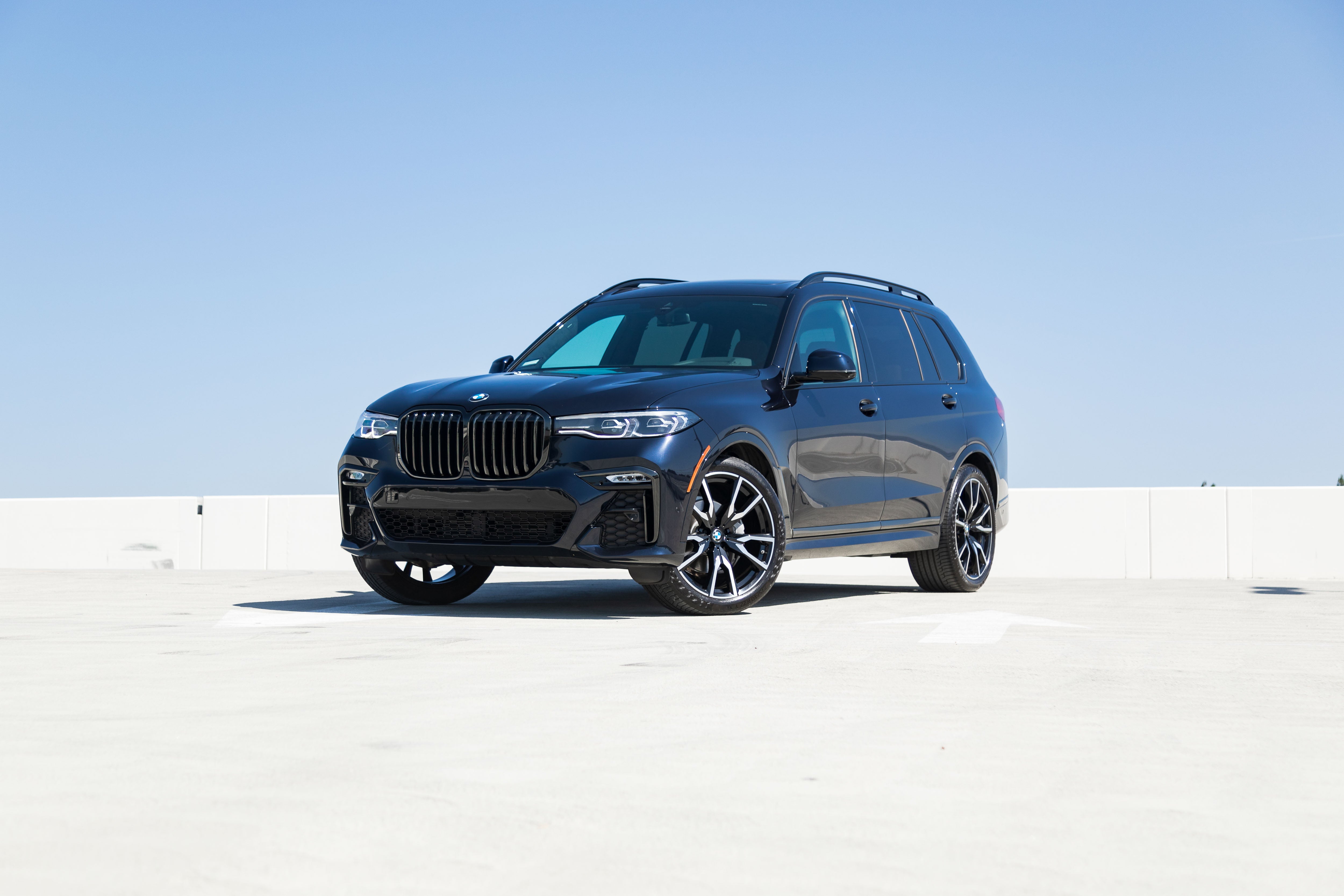 BMW Blue X7