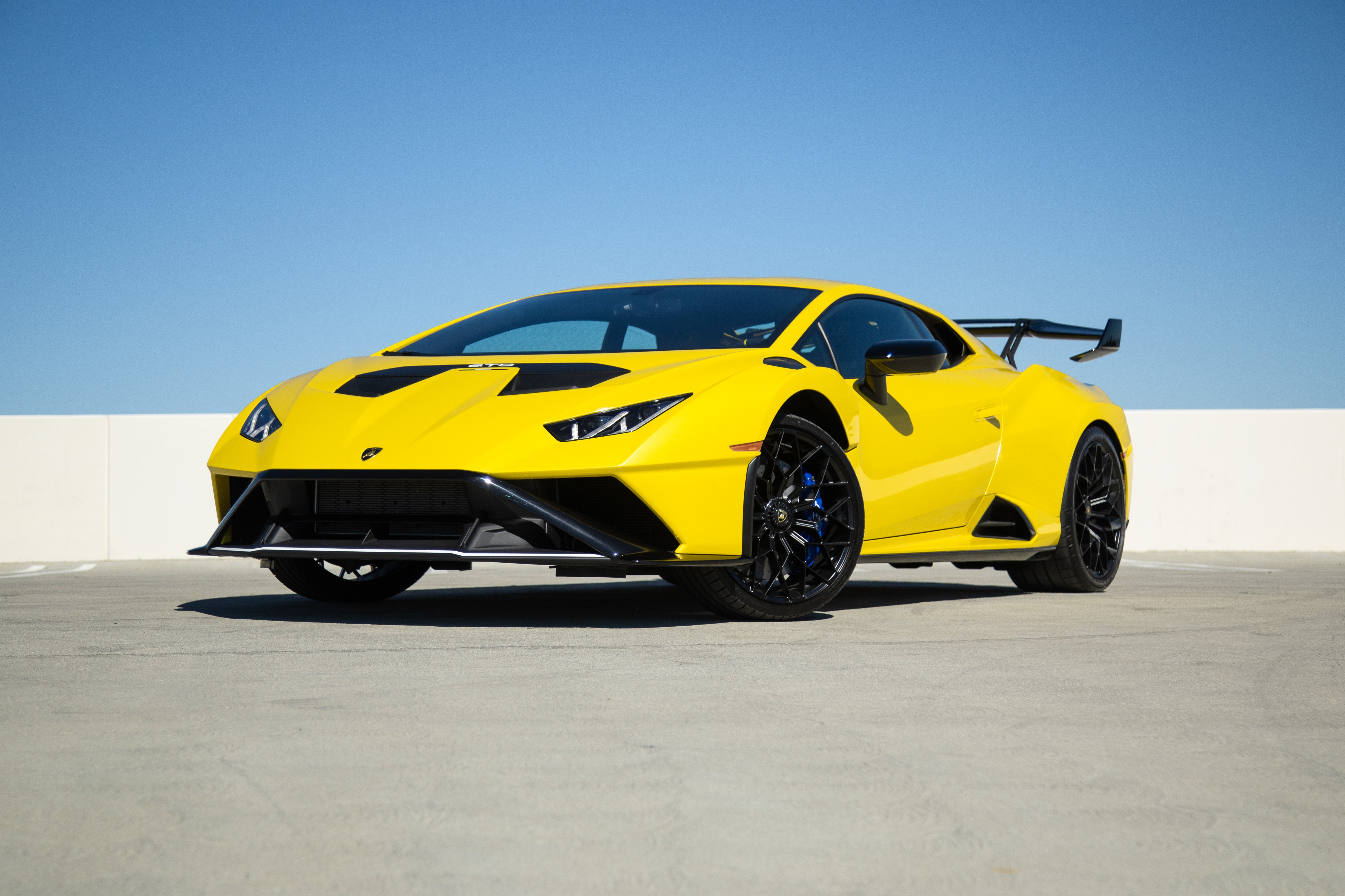 Lamborghini Yellow STO