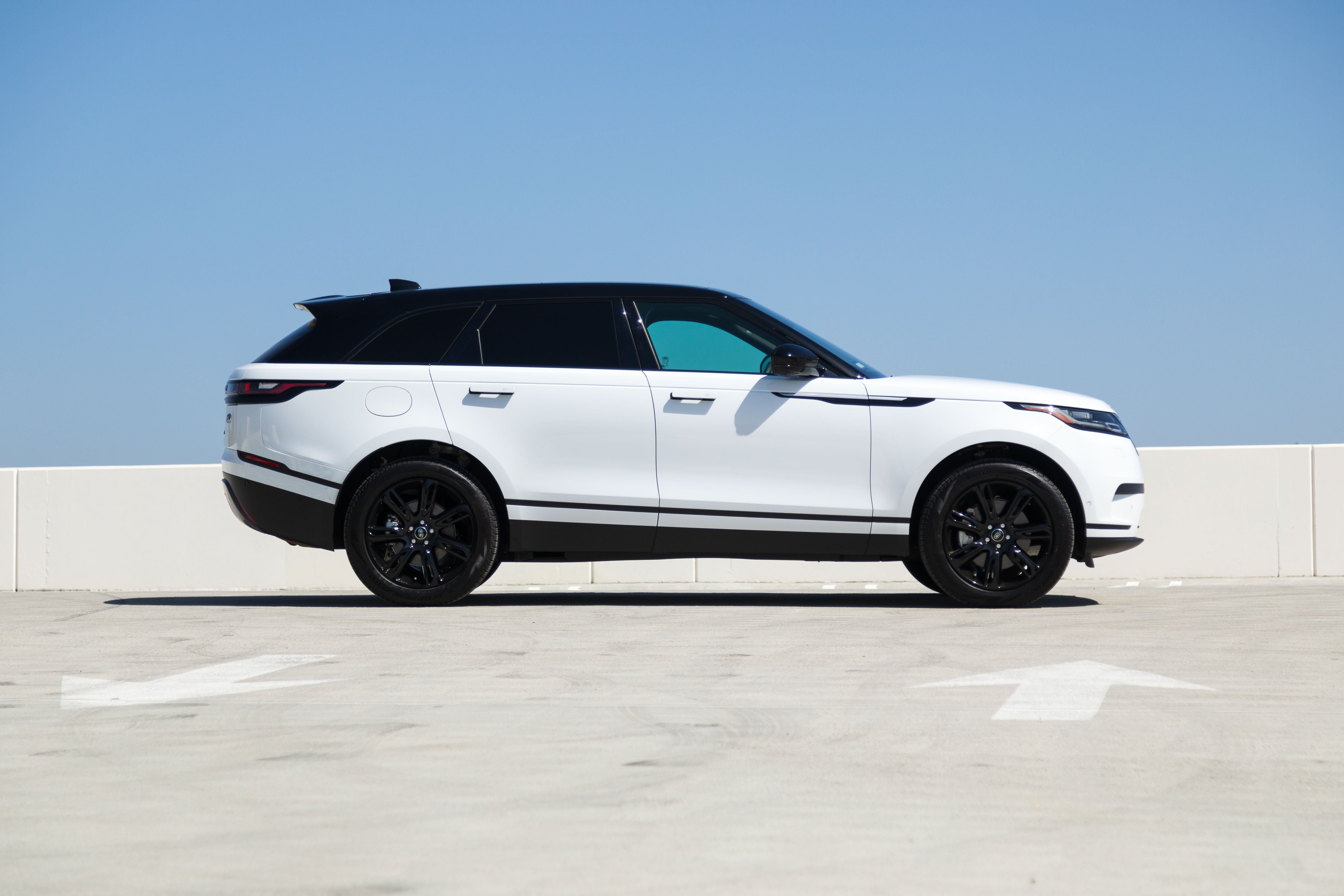 Range Rover White Velar