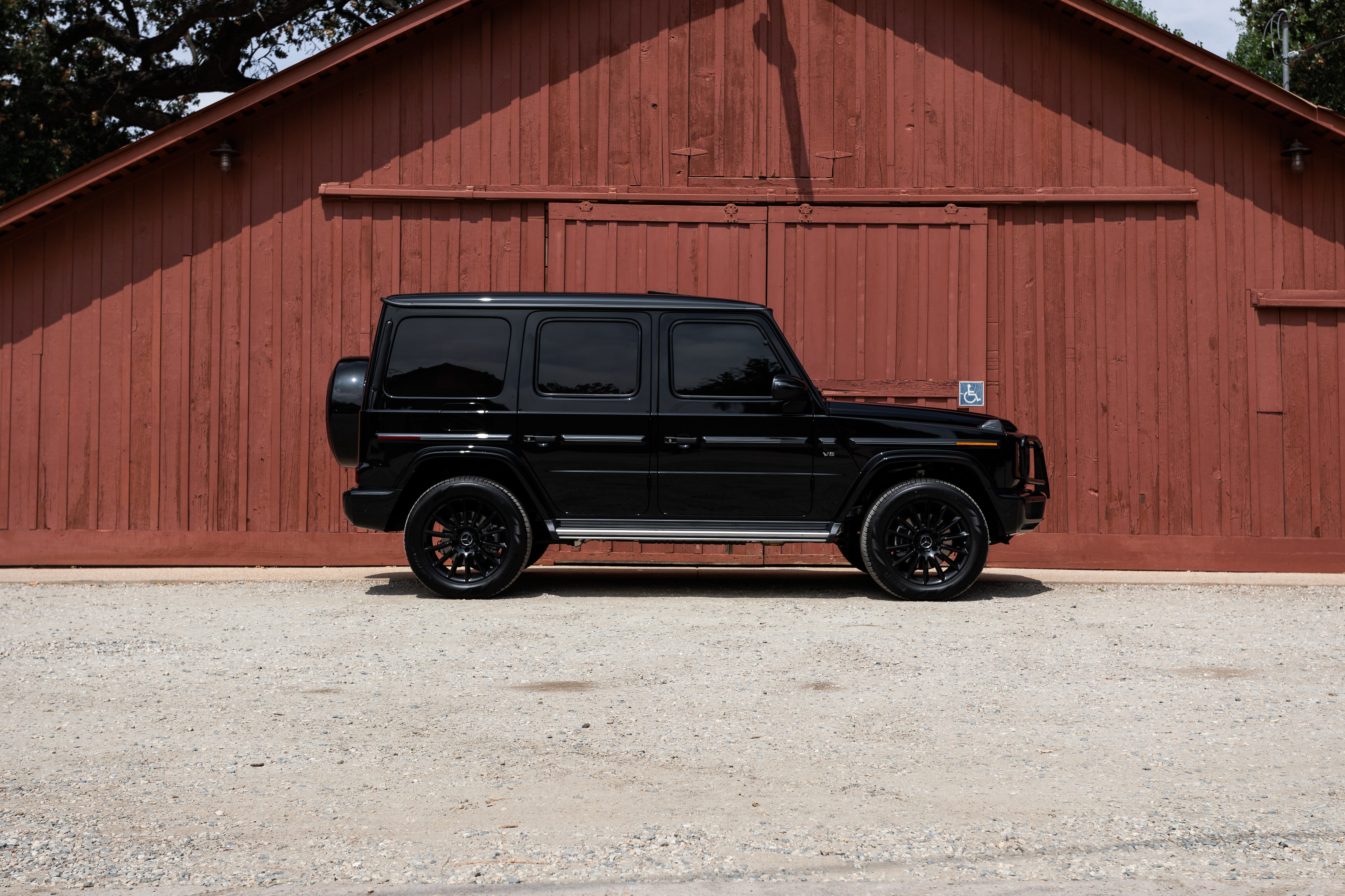 Mercedes-Benz  Black G Wagon