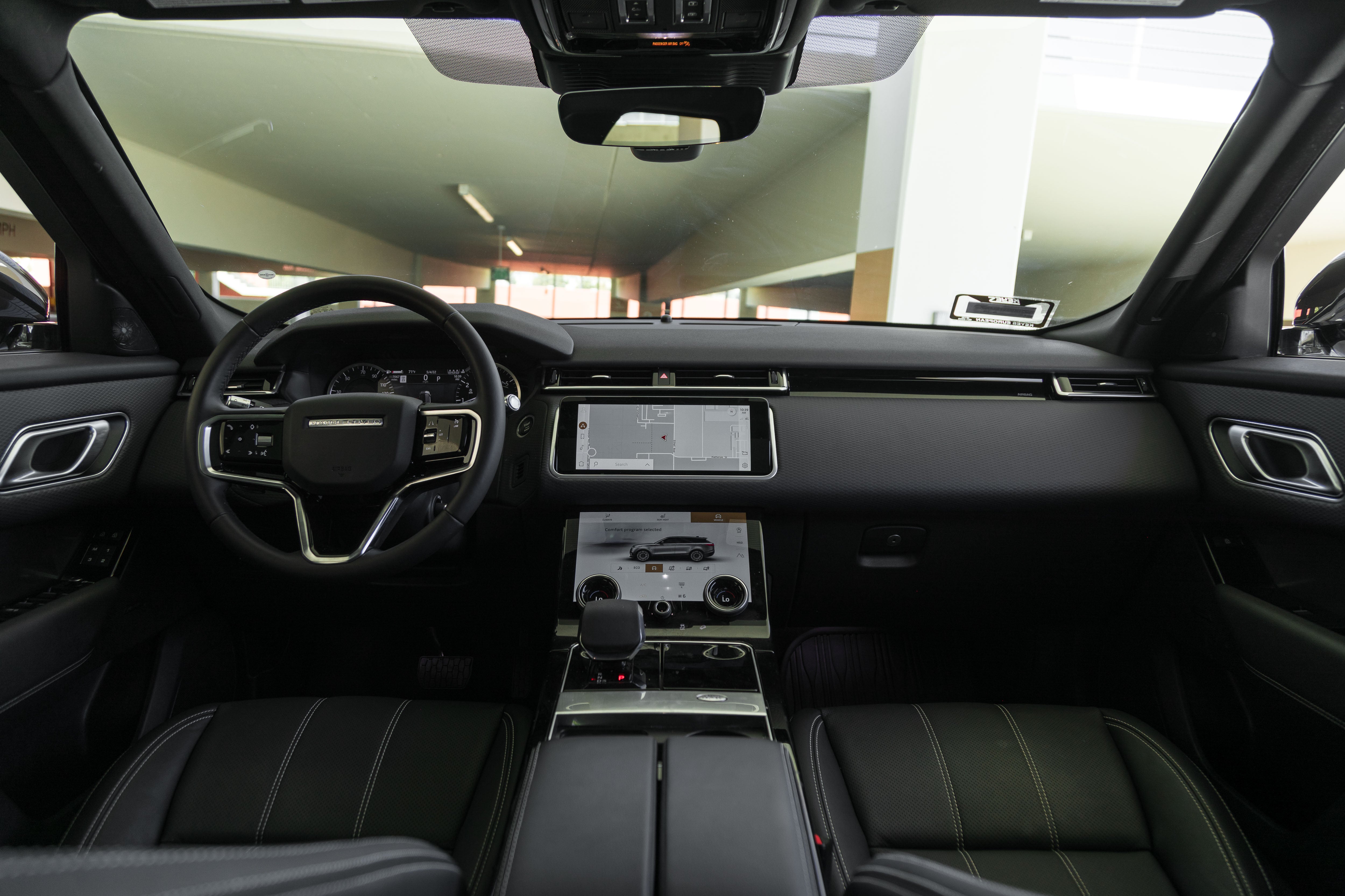 Range Rover White Velar