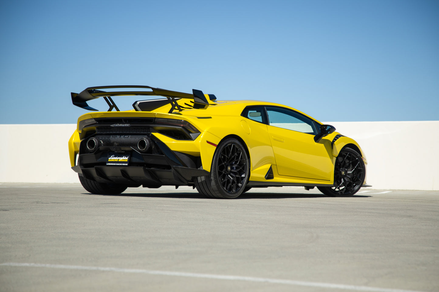 Lamborghini Yellow STO