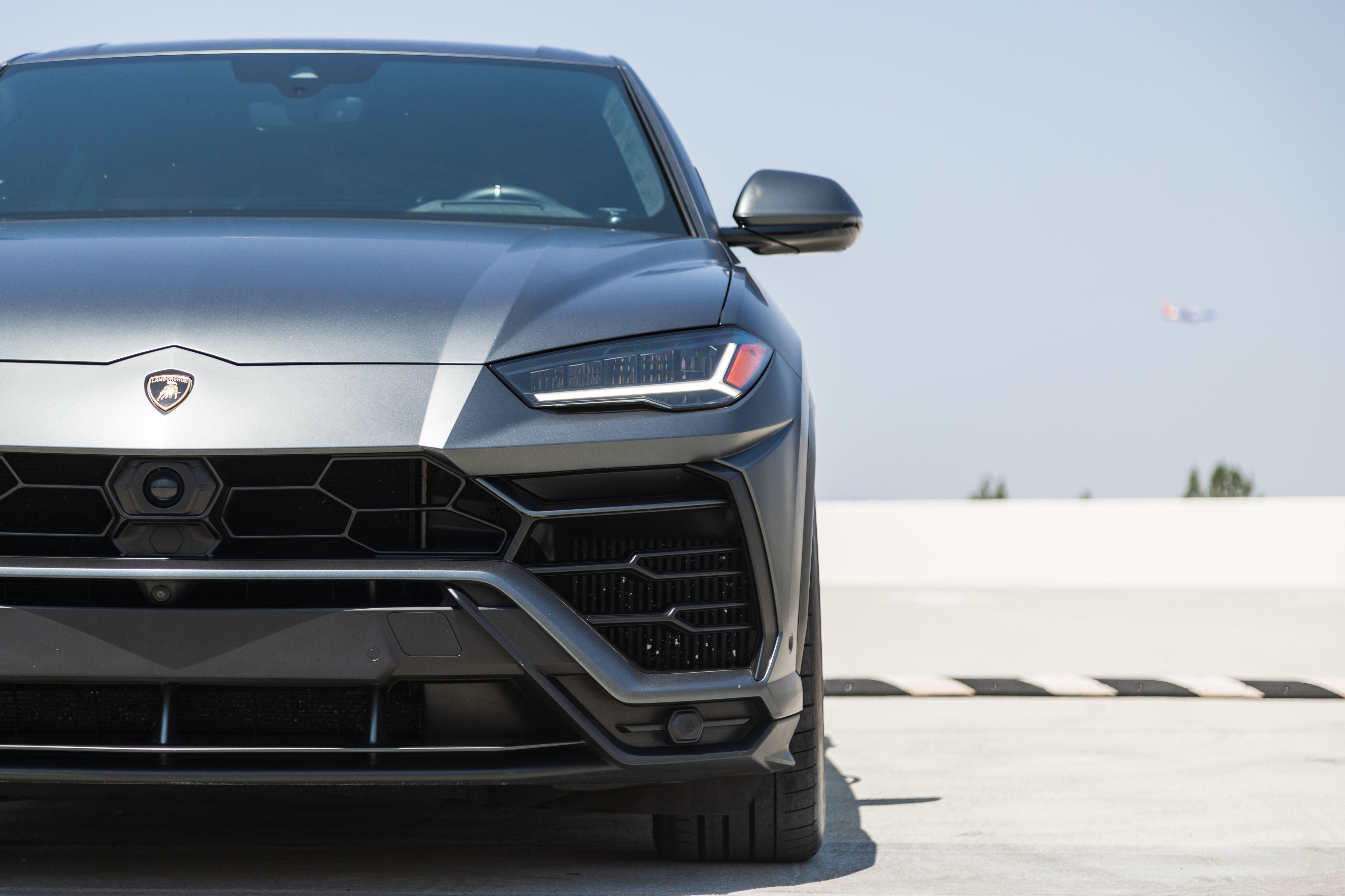 Satin Lamborghini Urus