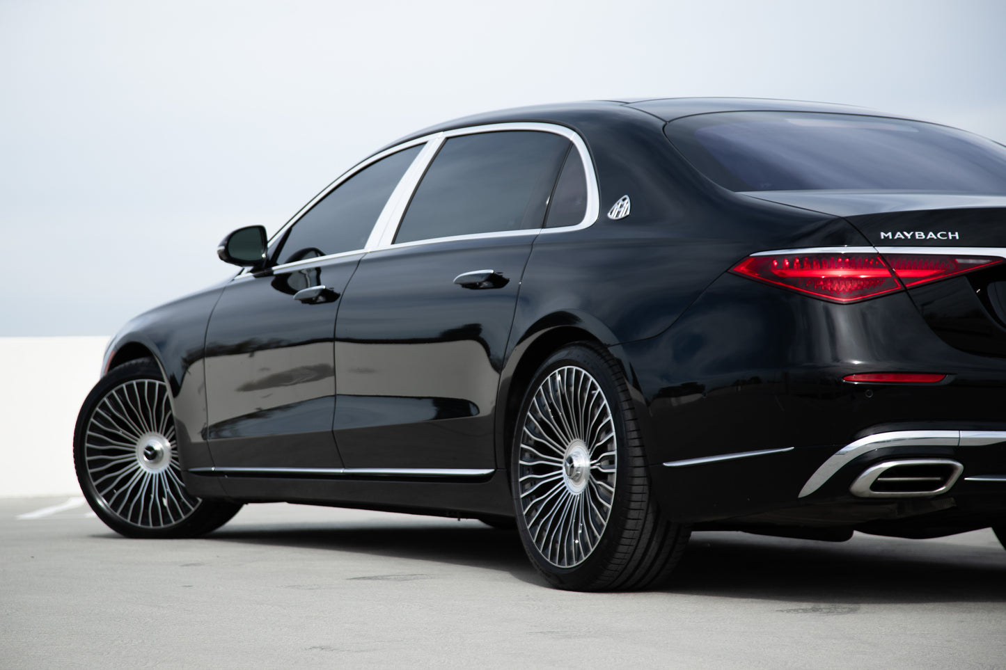 Mercedes Black Maybach