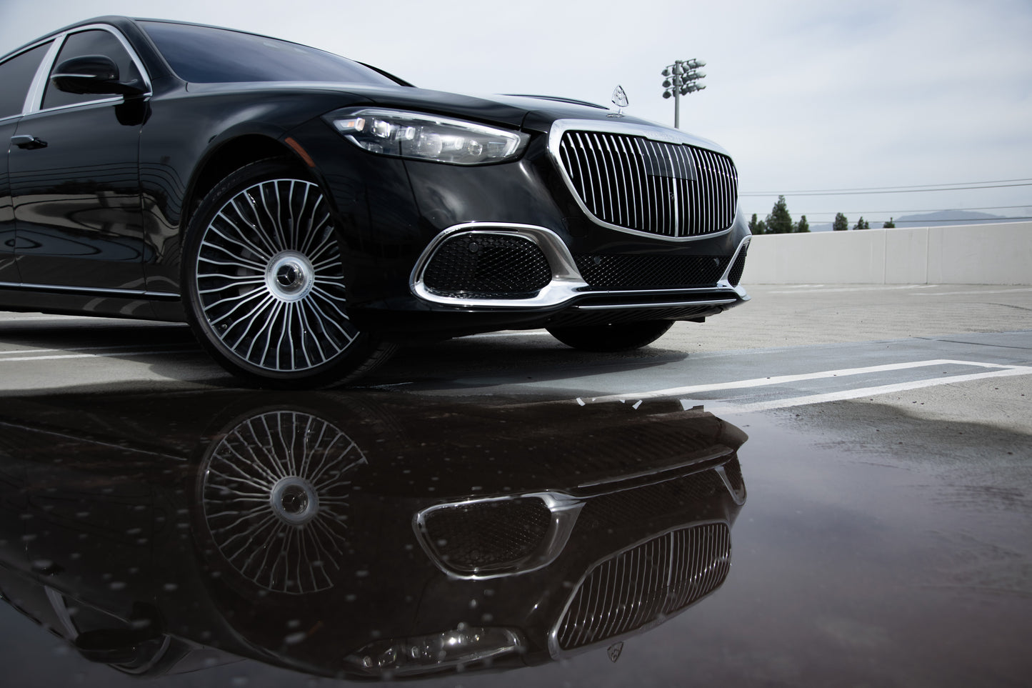 Mercedes Black Maybach