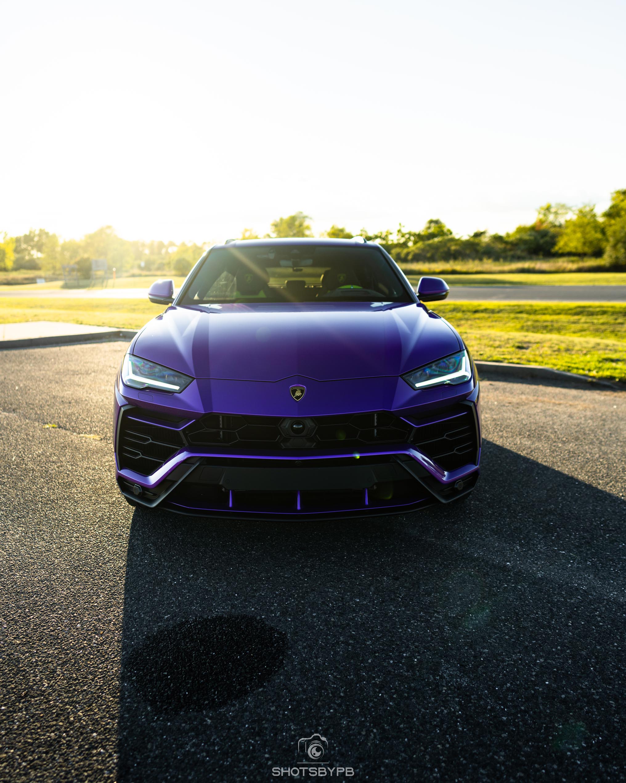 LAMBORGHINI URUS/ PURPLE